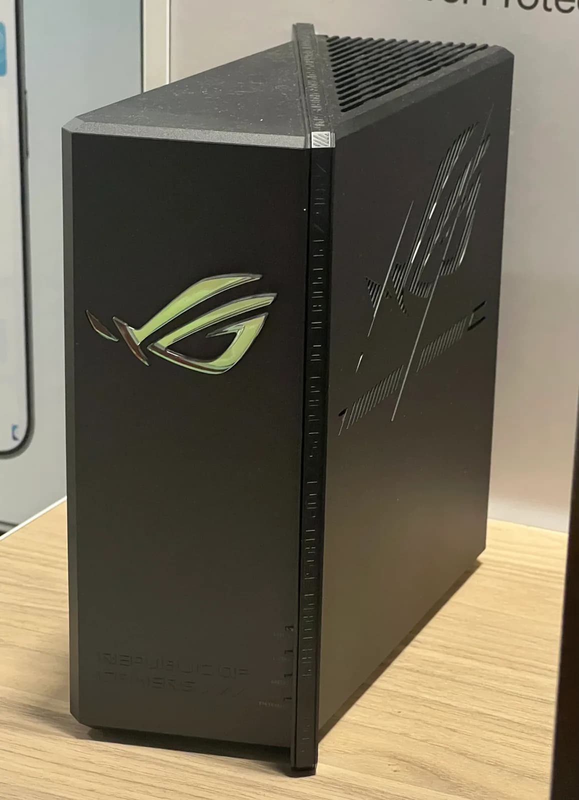 ASUS ROG Strix GS-BE18000 Wi-Fi 7 Gaming Router