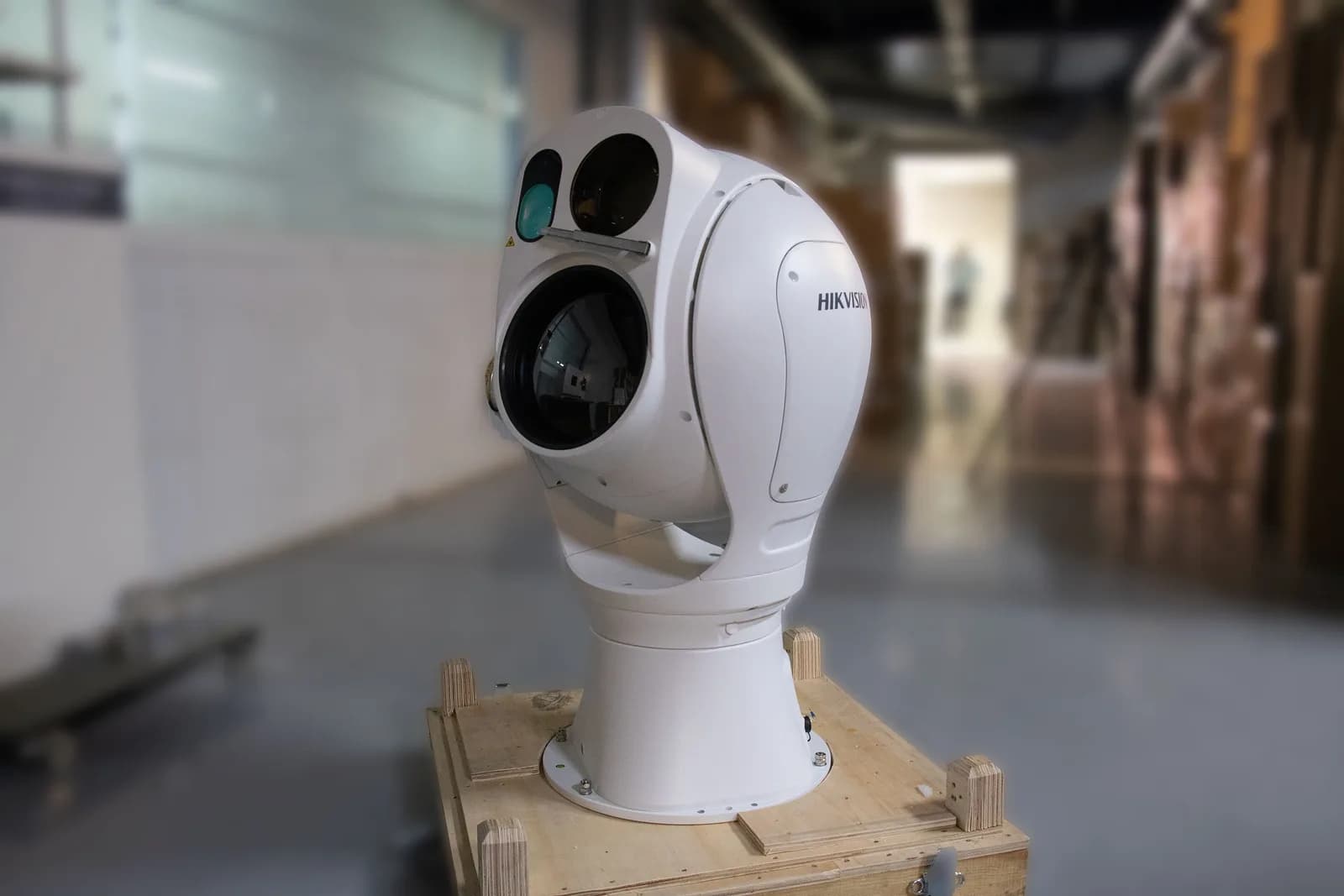 Hikvision DS-2TD95C8-300ZK2FL Bi-spectrum Positioning System