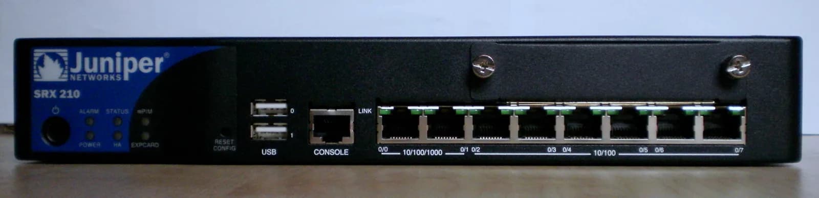 Juniper SRX210 Services Gateway