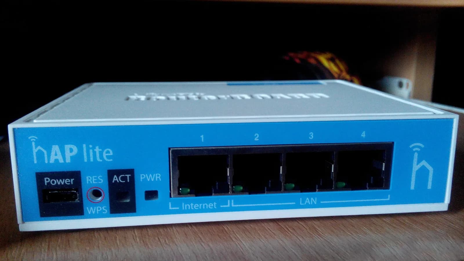 MikroTik hAP lite (RB941-2nD)