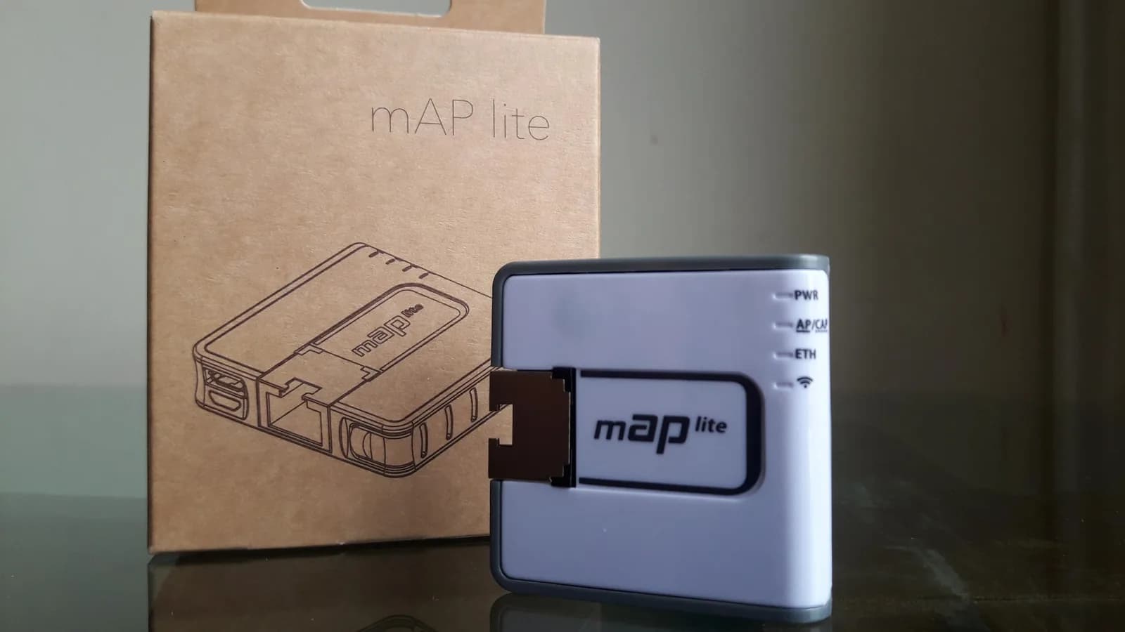 MikroTik mAP lite (RBmAPL-2nD)