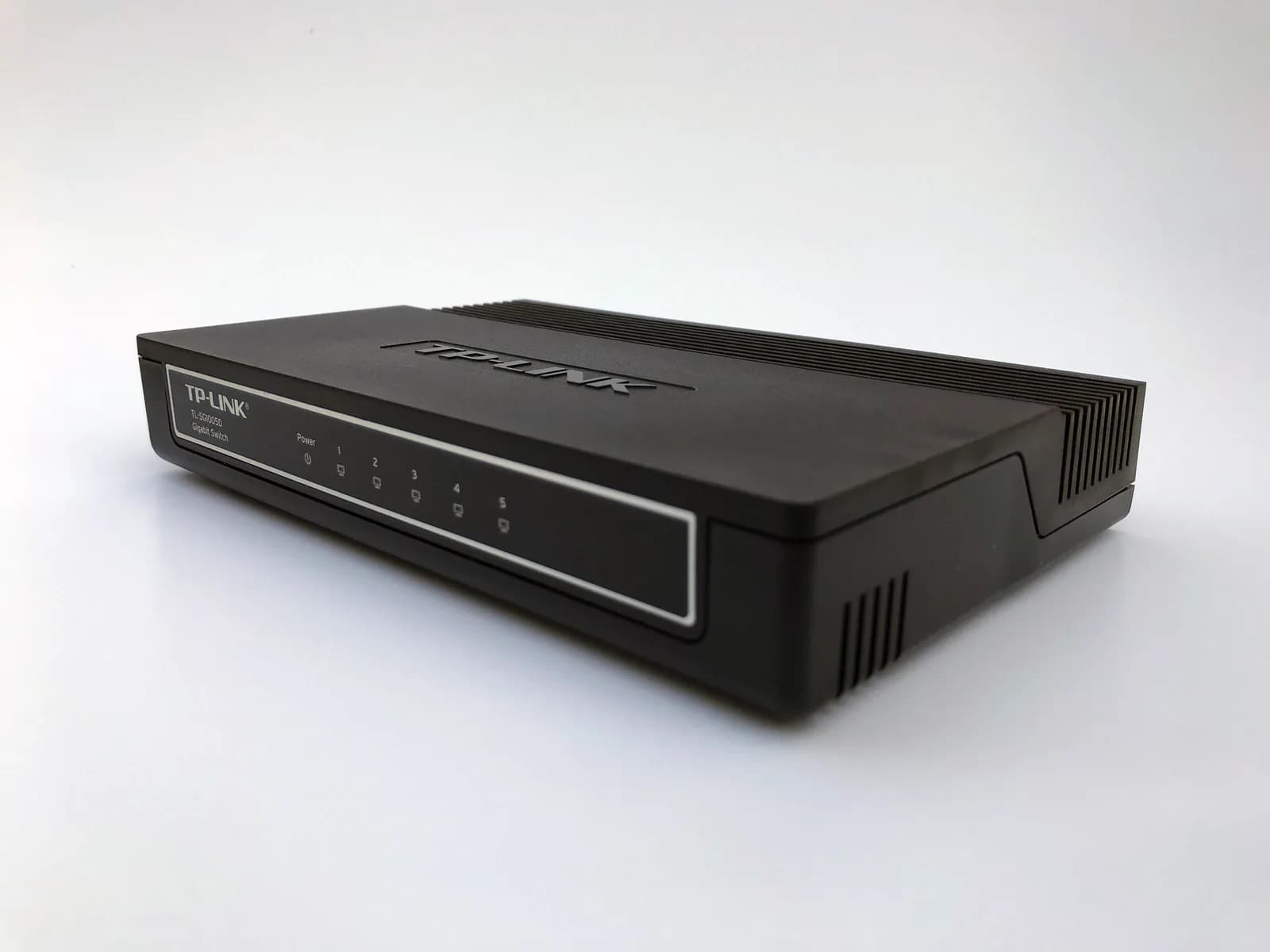 TP-Link TL-SG1005D 5-Port Gigabit Desktop Switch