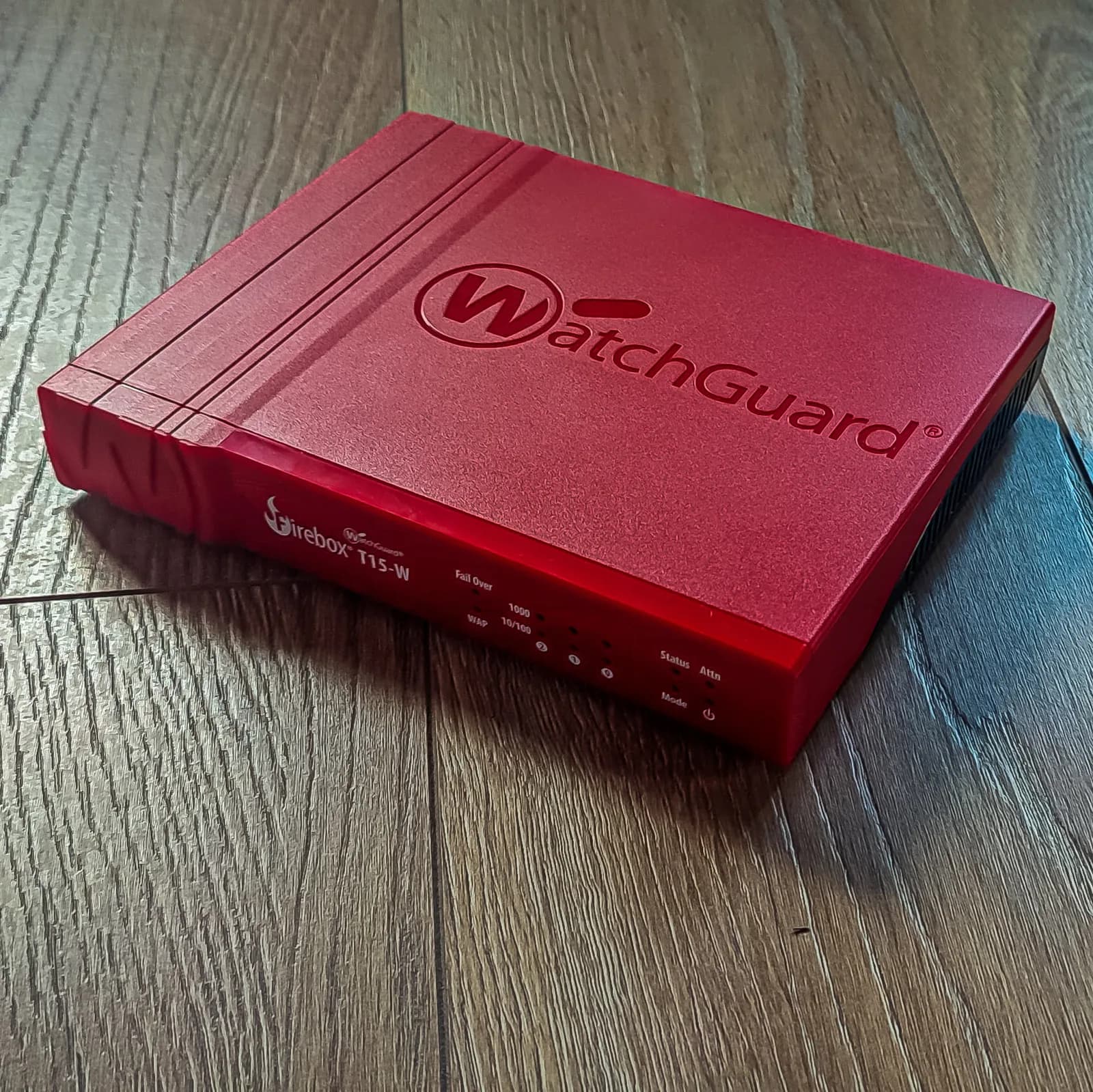 WatchGuard Firebox T15-W